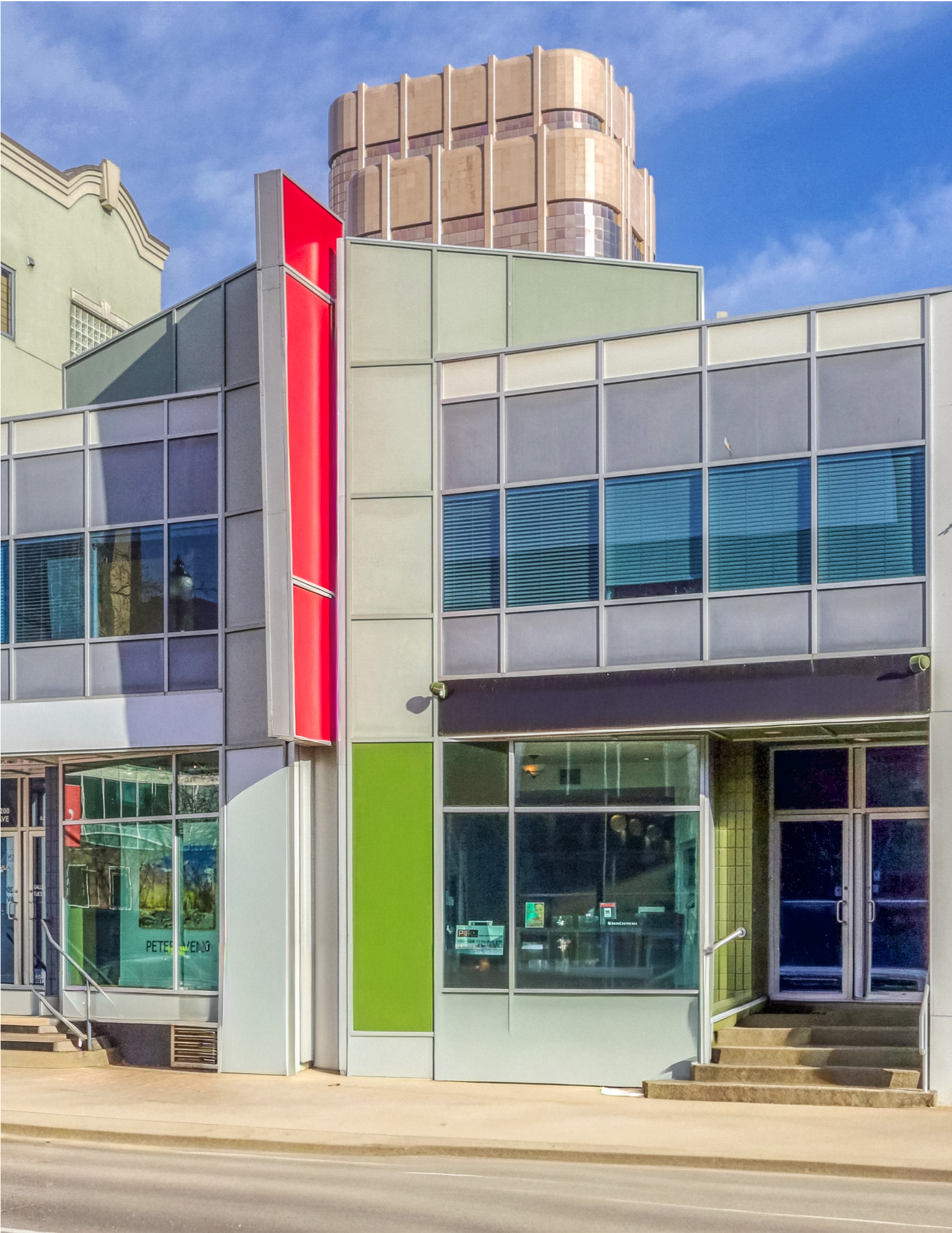 WM - 628 11th Avenue SW